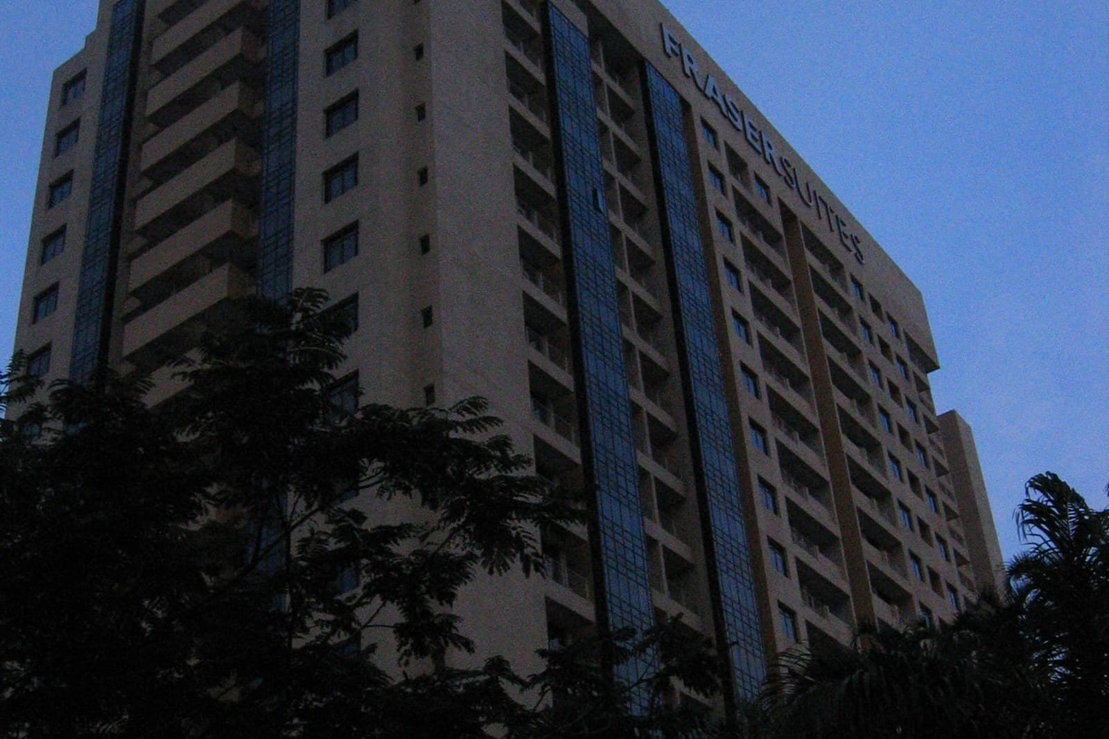 Fraser Suites Singapore serviced residence tower at 491A River Valley Road